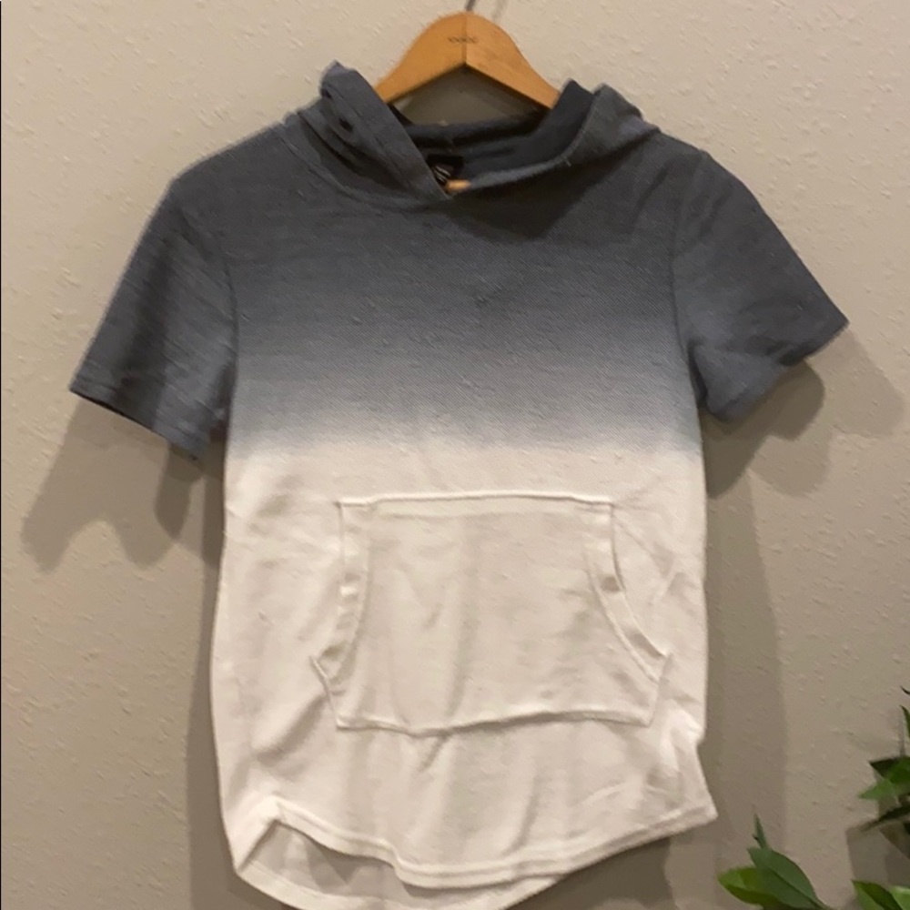 Boys ombré hooded shirt Size M 8/10